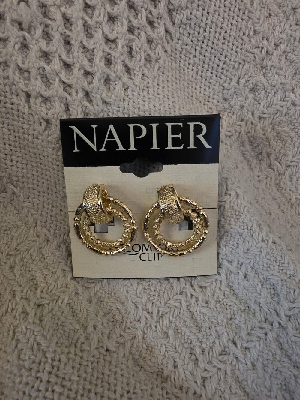 Vtg Napier Gold Rope Hoop Earrings Clip-On Gold Tone New With Tag